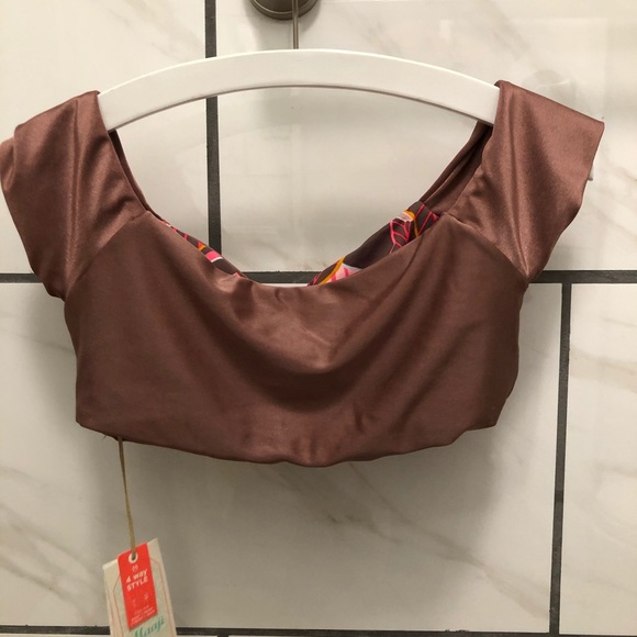 Maaji top NWT - Picture 7 of 7